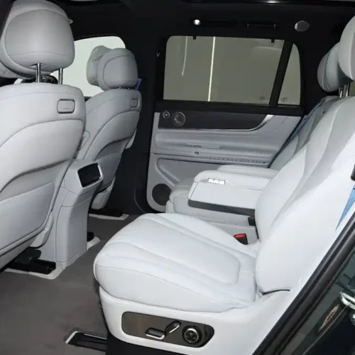 900x675_0_q87_c42_autohomecar__ChxpVWkun2WAWT36AAF7juCy8HE586.jpg.webp Used AITO M9 2024 extended range Ultra version 42kWh 6-seater version