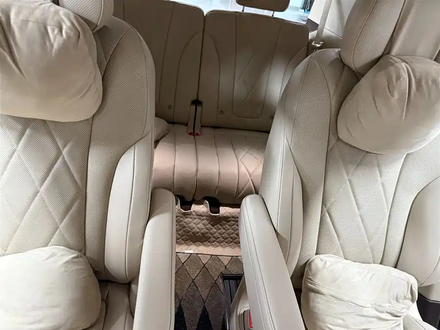 900x675_0_q87_c42_autohomecar__ChxpVWkxXXeAeXBFAAIlh2cOqzU808.jpg.webp Used AITO M9 2024 extended range Ultra version 42kWh 6-seater version