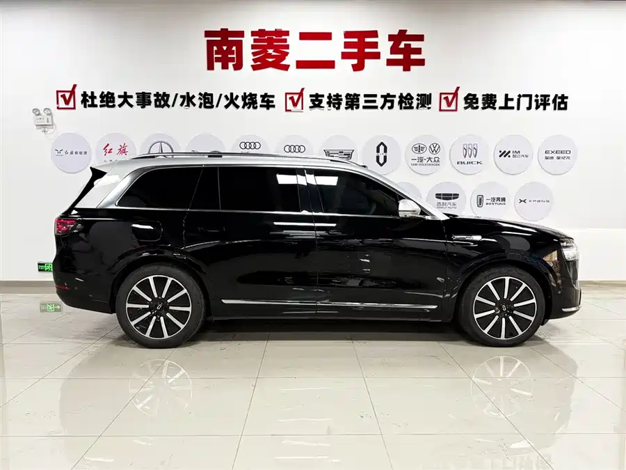 900x675_0_q87_c42_autohomecar__ChxpVWkxXXuAXy1YAAG-QaL6L8w764.jpg.webp Used AITO M9 2024 extended range Ultra version 42kWh 6-seater version