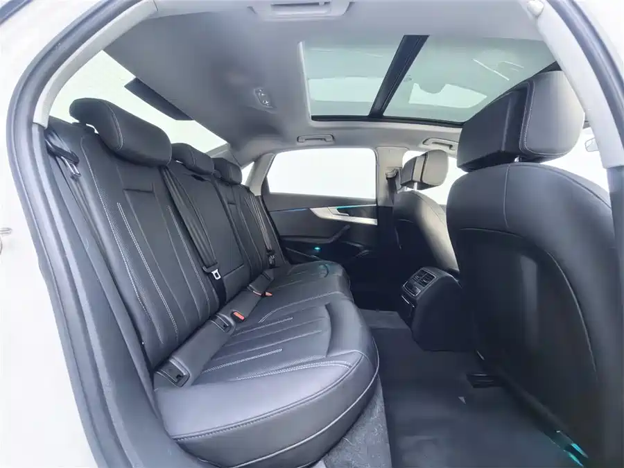 Used Audi A4L 2020 40 TFSI Fashionable and Elegant