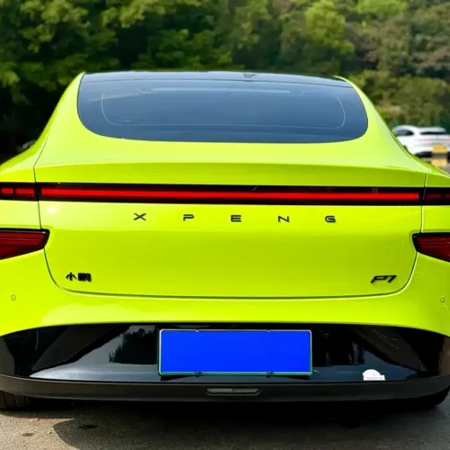 900x675_0_q87_c42_autohomecar__ChxpVWkyWcyAN2NAAAbDNptN_dI713.jpg.webp Used Xpeng P7 2022 670E+ Pengyi Edition