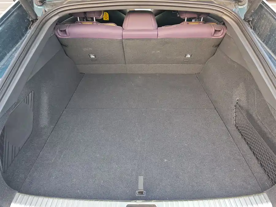 900x675_0_q87_c42_autohomecar__ChxpVWkynWKANRbzAAnwHiSqZaQ782.jpg.webp Used Xpeng P7 2025 702 Long Battery Life Ultra