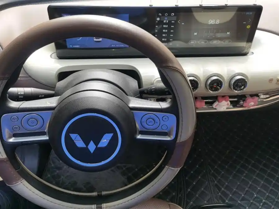 Used Wuling Bingo 2023 model 333km Yuexiang+ model