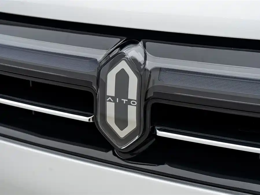 Used HUAWEI AITO M7 2024 1.5T Intelligent Driving Four-wheel Drive Ultra Version 5 Seats