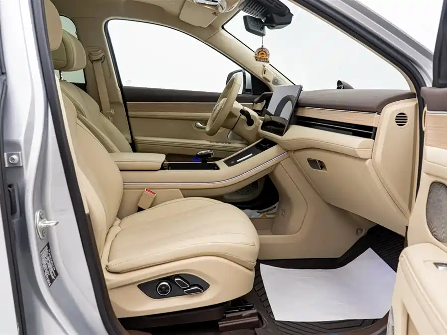 Used HUAWEI AITO M7 2024 1.5T Intelligent Driving Four-wheel Drive Ultra Version 5 Seats