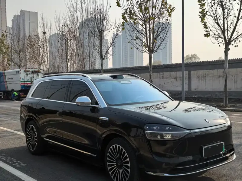 900x675_0_q87_c42_autohomecar__ChxpVWlA2RKAWzCjAAwBtWP98-8880.jpg.webp Used AITO M9 2025 extended range Ultra version 52kWh 6-seater version