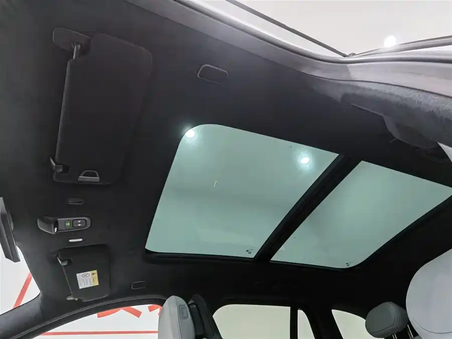 Used NIO ES6 2024 model 75kWh