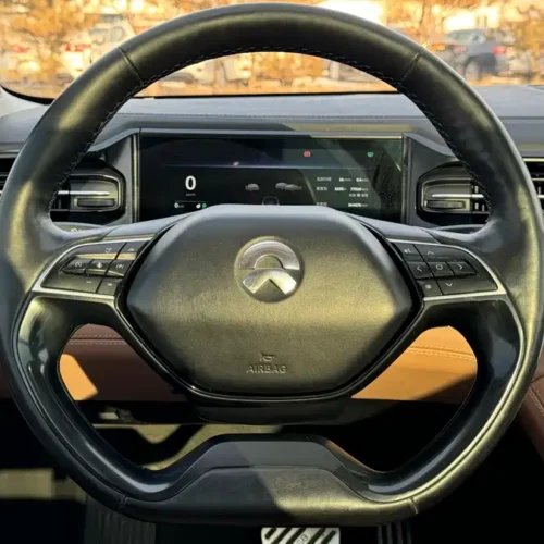 900x675_0_q87_c42_autohomecar__ChxpVWlAFcqAFwVtAAkfQtYpGXk457.jpg.webp Used NIO ES8 2018 Founder Edition