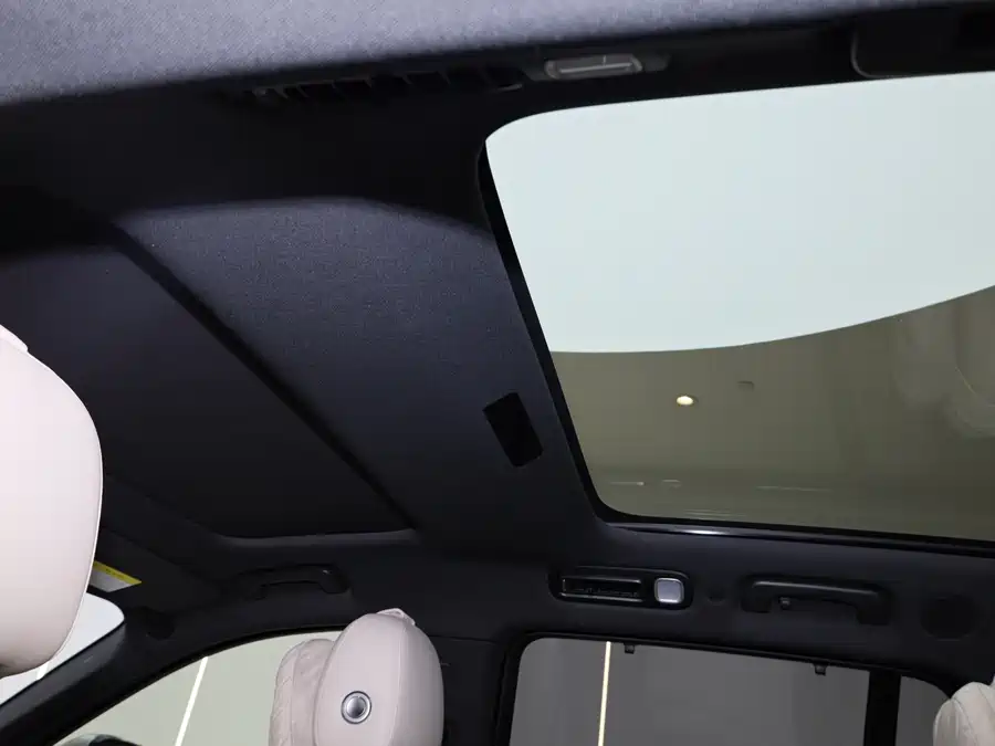 900x675_0_q87_c42_autohomecar__ChxpVWlB5b-ALSe3AAV1HX7b5lw273.jpg.webp Used Li Auto L8 2023 Pro