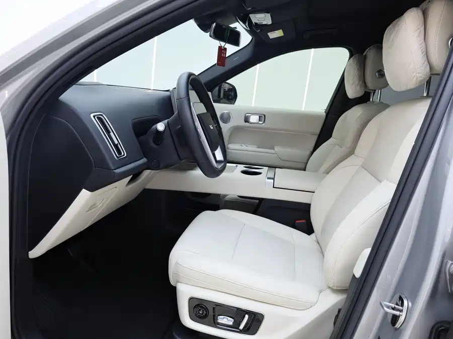 900x675_0_q87_c42_autohomecar__ChxpVWlB5cOAFeEgAAbFY4t7S7k965.jpg.webp Used Li Auto L8 2023 Pro