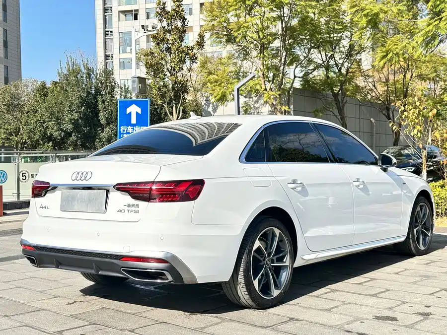 Used Audi A4L 2023 40 TFSI Fashionable and Dynamic