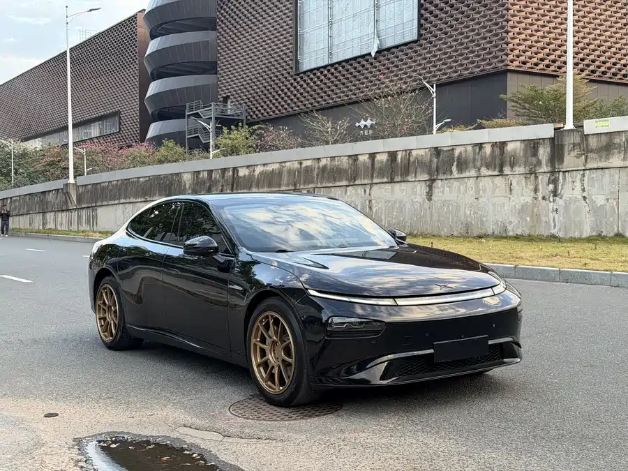 900x675_0_q87_c42_autohomecar__ChxpVWlCTZSAJ5R3AA932i1qdWk904.jpg.webp Used Xpeng P7 2020 model 670N