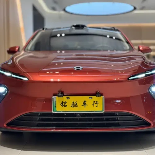 900x675_0_q87_c42_autohomecar__ChxpVWlD4HiAPcXFAAY0TVbvI1g370.jpg.webp Used NIO ET7 2022 model 75kWh