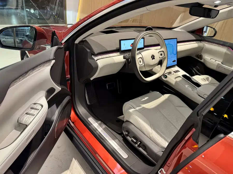 900x675_0_q87_c42_autohomecar__ChxpVWlD4HuASQwpAAkt0TeZGbI138.jpg.webp Used NIO ET7 2022 model 75kWh