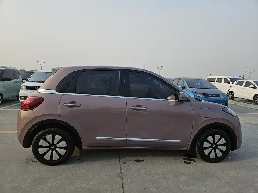 Used Wuling Bingo 2023 model 333km express model