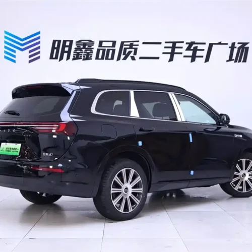 900x675_0_q87_c42_autohomecar__ChxpVWlDYNWAQdzNAAFzvJl8GiM419.jpg.webp Used HUAWEI AITO M7 2024 1.5T Smart Driving Rear Drive Pro Version 5 Seats