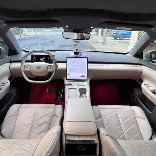 900x675_0_q87_c42_autohomecar__ChxpVWlDZBqAYWBiAAbK9FJmGQk169.jpg.webp Used NIO ET7 2023 100kWh Signature Edition