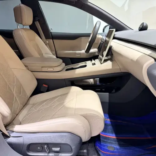 900x675_0_q87_c42_autohomecar__ChxpVWlDbZqAJKdoAAUSptgjppU278.jpg.webp Used NIO ET7 2024 75kWh Executive Edition