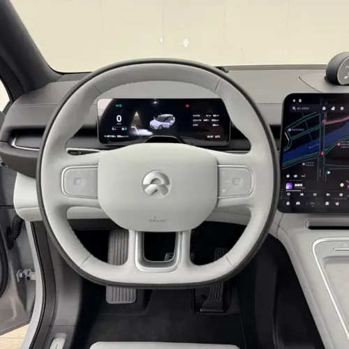 900x675_0_q87_c42_autohomecar__ChxpVWlDj9KAXylxAAZs3rbg098183.jpg.webp Used NIO ES6 2025 model 100kWh