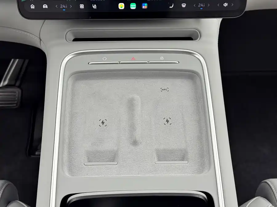 900x675_0_q87_c42_autohomecar__ChxpVWlDj9iAGXStAAfYp7MT8GE396.jpg.webp Used NIO ES6 2025 model 100kWh