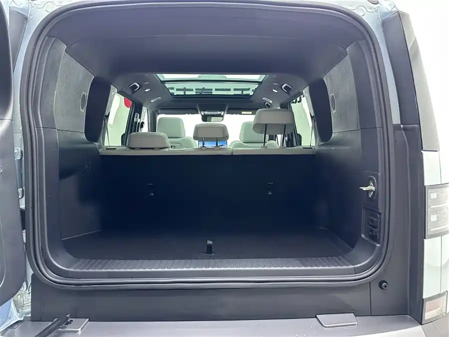 900x675_0_q87_c42_autohomecar__ChxpVWlDr1GAGB1DAAGNaqQxxZc720.jpg.webp Used BYD Leopard Titanium 7 2025 model 135KM two-wheel drive Pro version