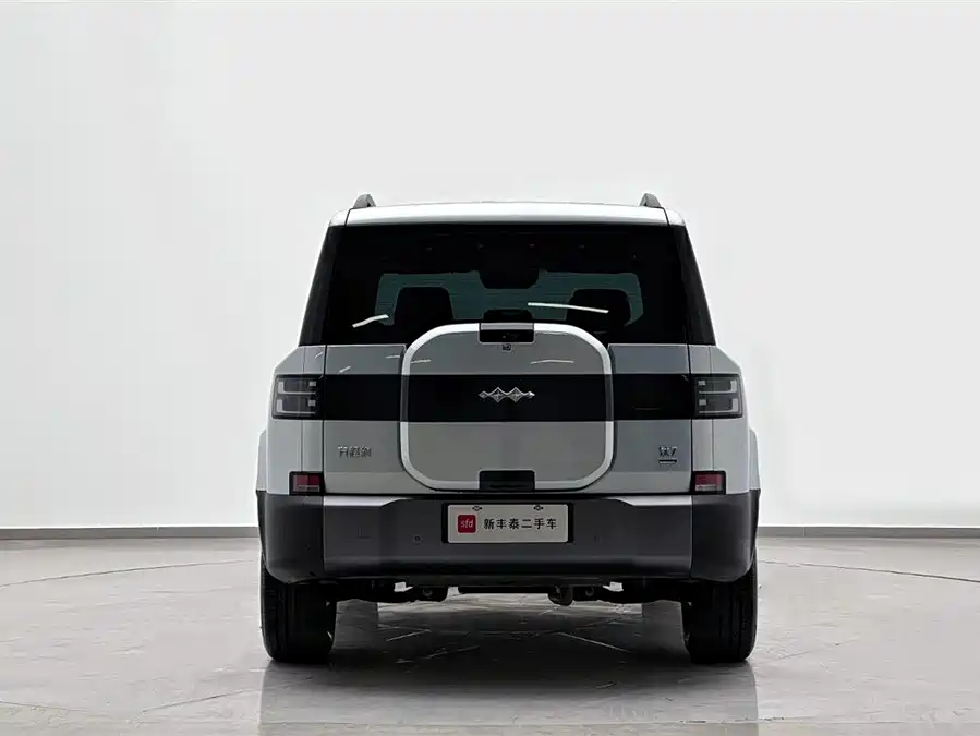 900x675_0_q87_c42_autohomecar__ChxpVWlDrz2AATeHAADvUS-s3KQ206.jpg.webp Used BYD Leopard Titanium 7 2025 model 135KM two-wheel drive Pro version