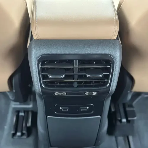 900x675_0_q87_c42_autohomecar__ChxpVWlFAjSAac2oAAaW2Md6G8A132.jpg.webp Used NIO EC6 2020 615KM Performance Edition