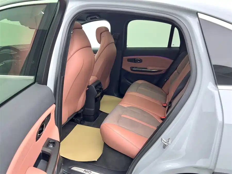 900x675_0_q87_c42_autohomecar__ChxpVWlFC0uAHSRJAAGBlaejPR0158.jpg.webp Used NIO EC6 2020 430KM Sports Edition