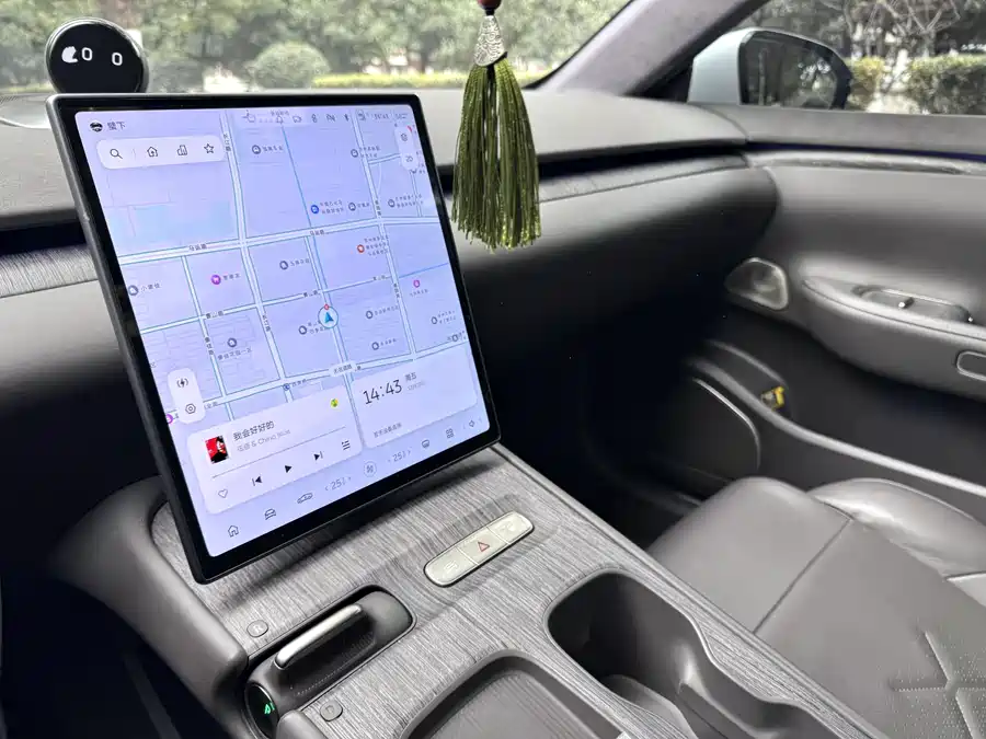 900x675_0_q87_c42_autohomecar__ChxpVWlFQIOAC2GkAASadvK-wwY488.jpg.webp Used NIO ET7 2022 model 100kWh first edition