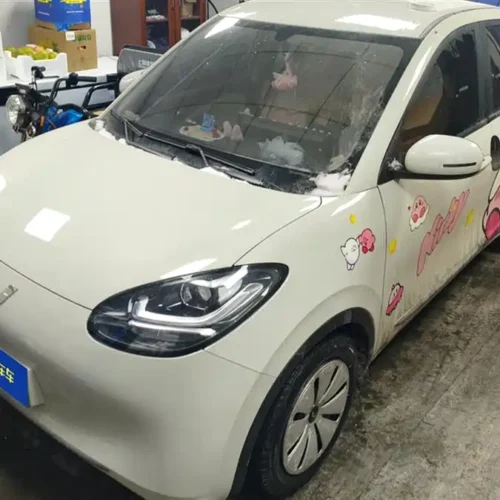 900x675_0_q87_c42_autohomecar__ChxpVWlFYW-AI86pAAHYW0CG3yo734.jpg.webp Used Wuling Bingo 2023 model 203km light model