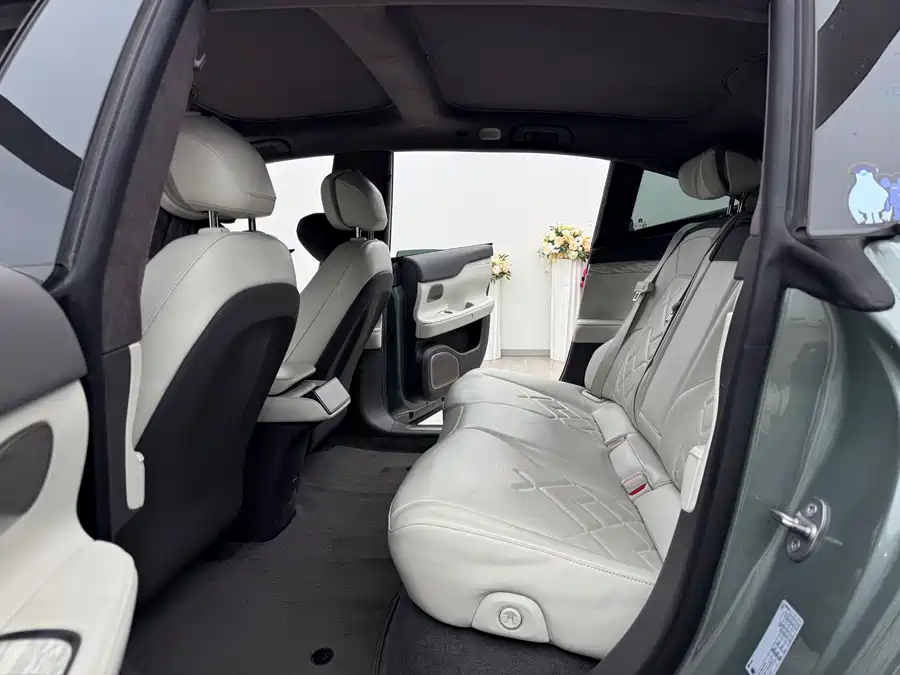 900x675_0_q87_c42_autohomecar__ChxpVWlGC-2AdyUaAAZiBCTX8-g385.jpg.webp Used NIO ET7 2022 model 100kWh first edition