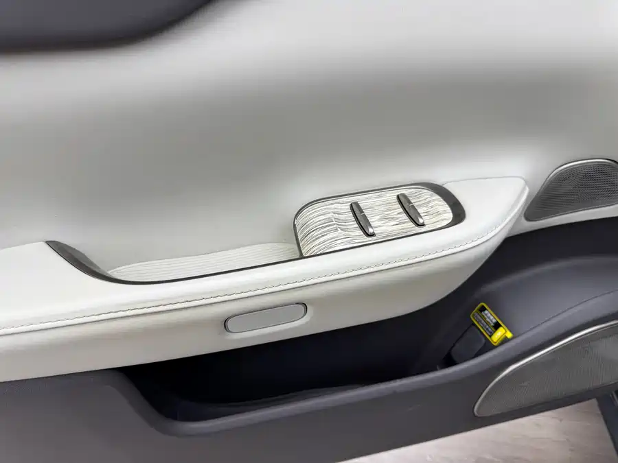 900x675_0_q87_c42_autohomecar__ChxpVWlGC_SAPqUdAAUhdADRer8554.jpg.webp Used NIO ET7 2022 model 100kWh first edition