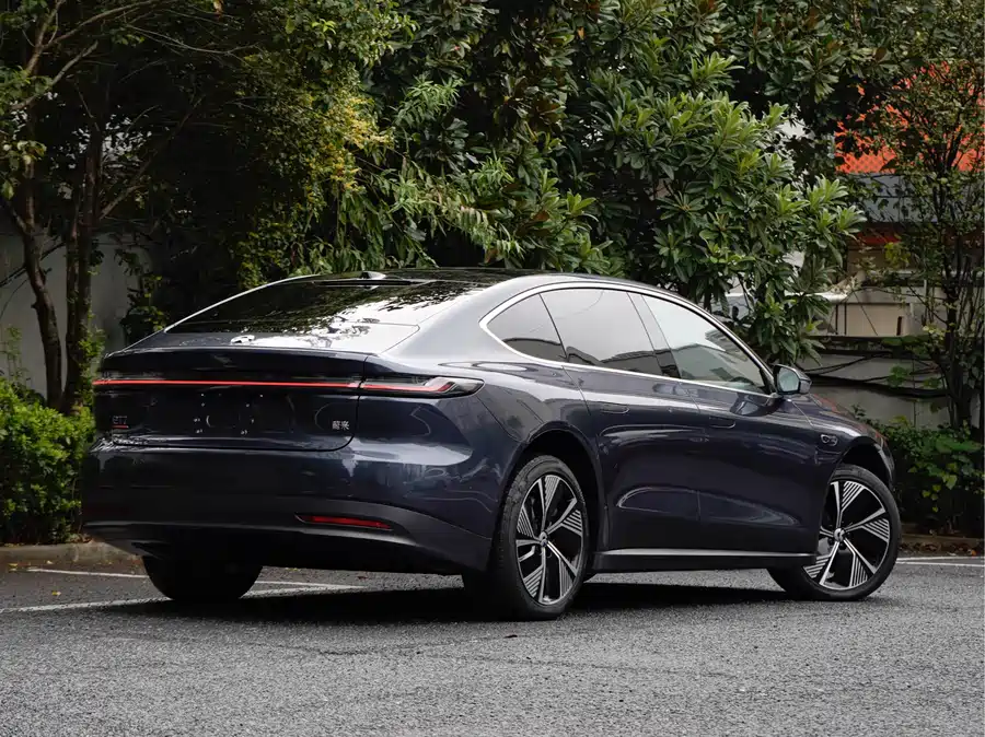 900x675_0_q87_c42_autohomecar__ChxpVWlGEsmAS38nAAzibX4wdwM596.jpg.webp Used NIO ET7 2024 75kWh Executive Edition