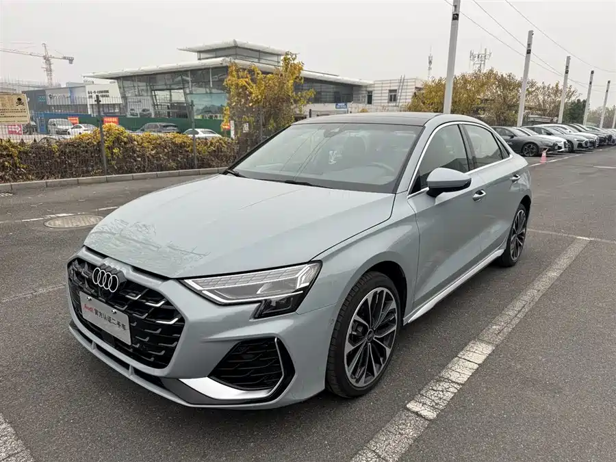 Used Audi A3 2025 A3L Limousine 35TFSI Flying Spur Exclusive + Luxury Premium Package