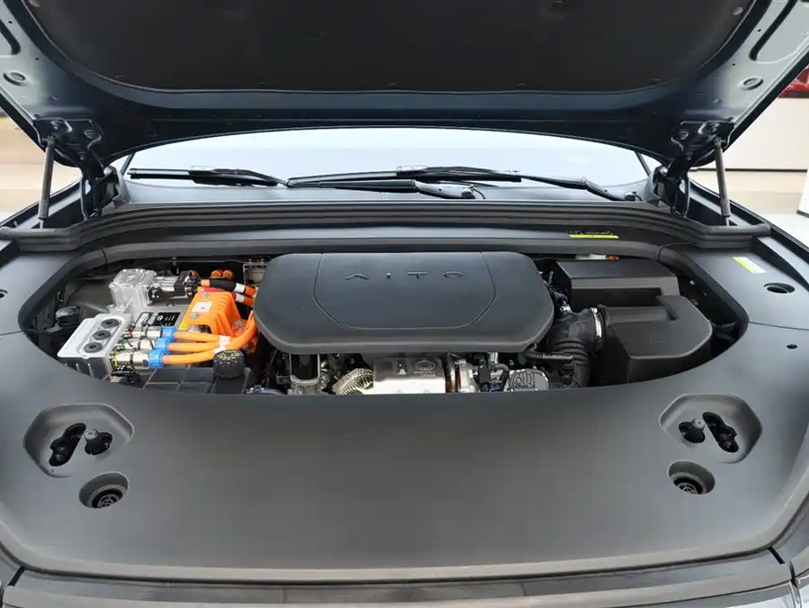 Used AITO M9 2024 extended range Max version 42kWh 6-seater version
