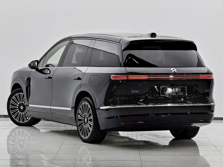 900x675_0_q87_c42_autohomecar__ChxpVWlGOkWAUWkZAA0iFykVXAk000.jpg.webp Used NIO ES8 2026 Six-seater Executive Deluxe Edition