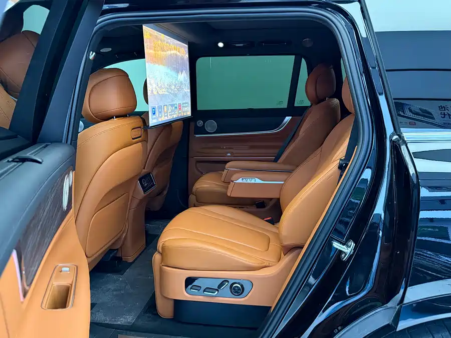 Used AITO M9 2025 pure electric Ultra version 100kWh 6-seater version