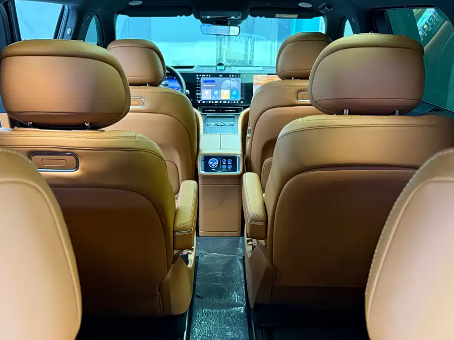 Used AITO M9 2025 pure electric Ultra version 100kWh 6-seater version