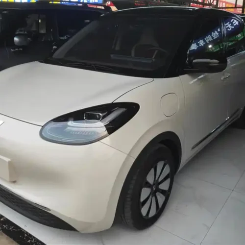 900x675_0_q87_c42_autohomecar__ChxpVWlGc8KAGWmiAAFBeKOhXg4456.jpg.webp Used Wuling Bingo 2024 model 333km Yuexiang model
