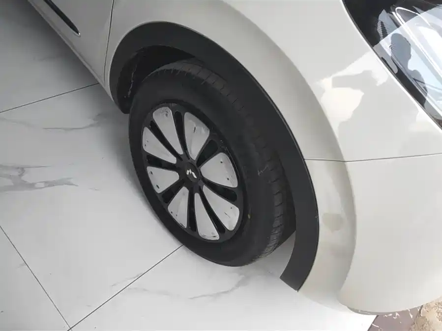 900x675_0_q87_c42_autohomecar__ChxpVWlGc8OABozuAADtYkoX65E896.jpg.webp Used Wuling Bingo 2024 model 333km Yuexiang model