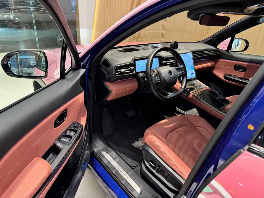 900x675_0_q87_c42_autohomecar__ChxpVWlGd-6AC8mLAAmpXxGkFW0336.jpg.webp Used NIO EC6 2020 440KM Performance Edition