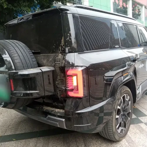 900x675_0_q87_c42_autohomecar__ChxpVWlHYxGARTOGAAsqxc-31so644.jpg.webp Used BYD Leopard 8 2025 Zhiyong flagship version 7 seats