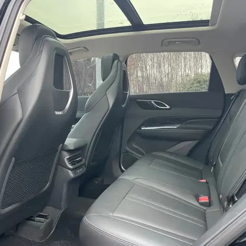 900x675_0_q87_c42_autohomecar__ChxpVWlHu3mAeSNWAAlp1NG9Jhw320.jpg.webp Used Hongqi HS3 PHEV 2024 115km Jinwei Edition