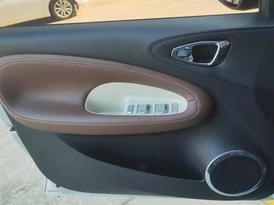 Used Wuling Bingo 2023 model 333km Lingxi Internet+ model