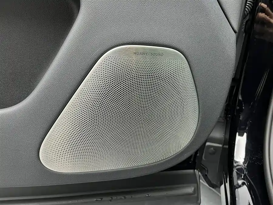 900x675_0_q87_c42_autohomecar__ChxpVWlItimAA6N6AAPc4MjADQE754.jpg.webp Used HUAWEI AITO M7 2024 1.5T rear drive Plus version 5 seats