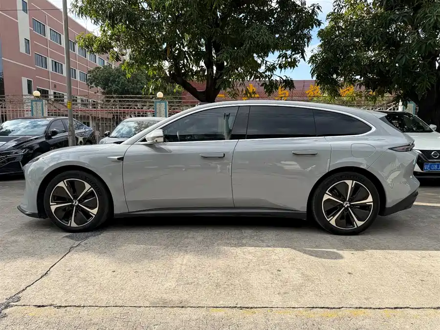 Used NIO ET5T 2024 model 75kWh Touring