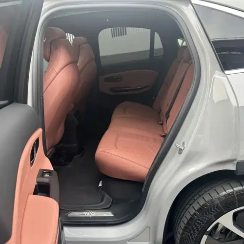 900x675_0_q87_c42_autohomecar__ChxpVWlJF7KAaPKuAARlsRl0Nk4621.jpg.webp Used NIO EC6 2020 440KM Signature Edition