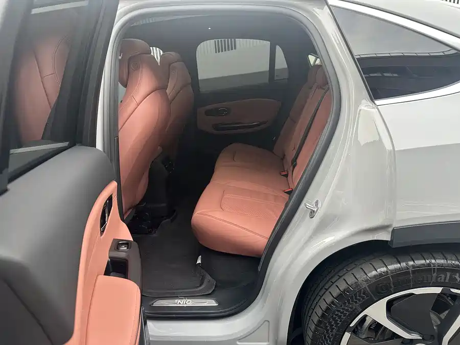 900x675_0_q87_c42_autohomecar__ChxpVWlJF7KAaPKuAARlsRl0Nk4621.jpg.webp Used NIO EC6 2020 440KM Signature Edition