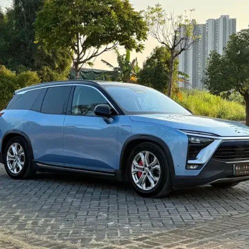 900x675_0_q87_c42_autohomecar__ChxpVWlJKMmADtI7AA2z8VIRmxo680.jpg.webp Used NIO ES8 2018 model 355KM baseline version seven-seater version