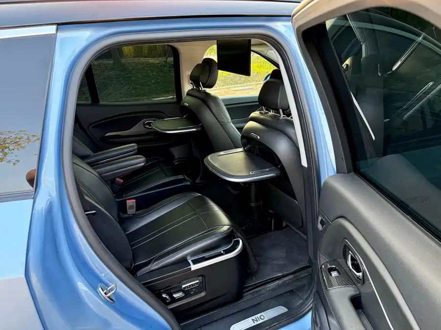 900x675_0_q87_c42_autohomecar__ChxpVWlJKNeAb5gAAAld_av4WGQ276.jpg.webp Used NIO ES8 2018 model 355KM baseline version seven-seater version